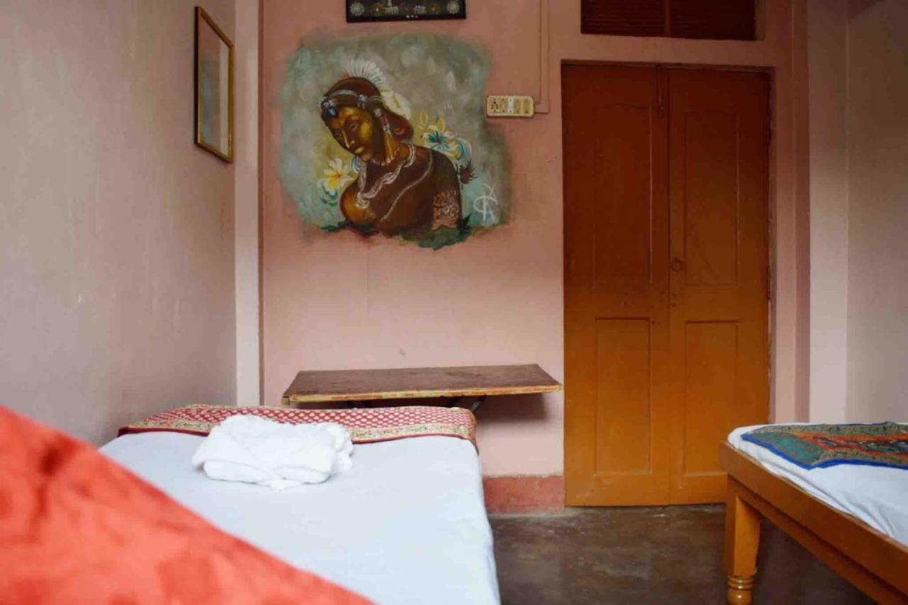 Family Guest House Varanasi Dış mekan fotoğraf