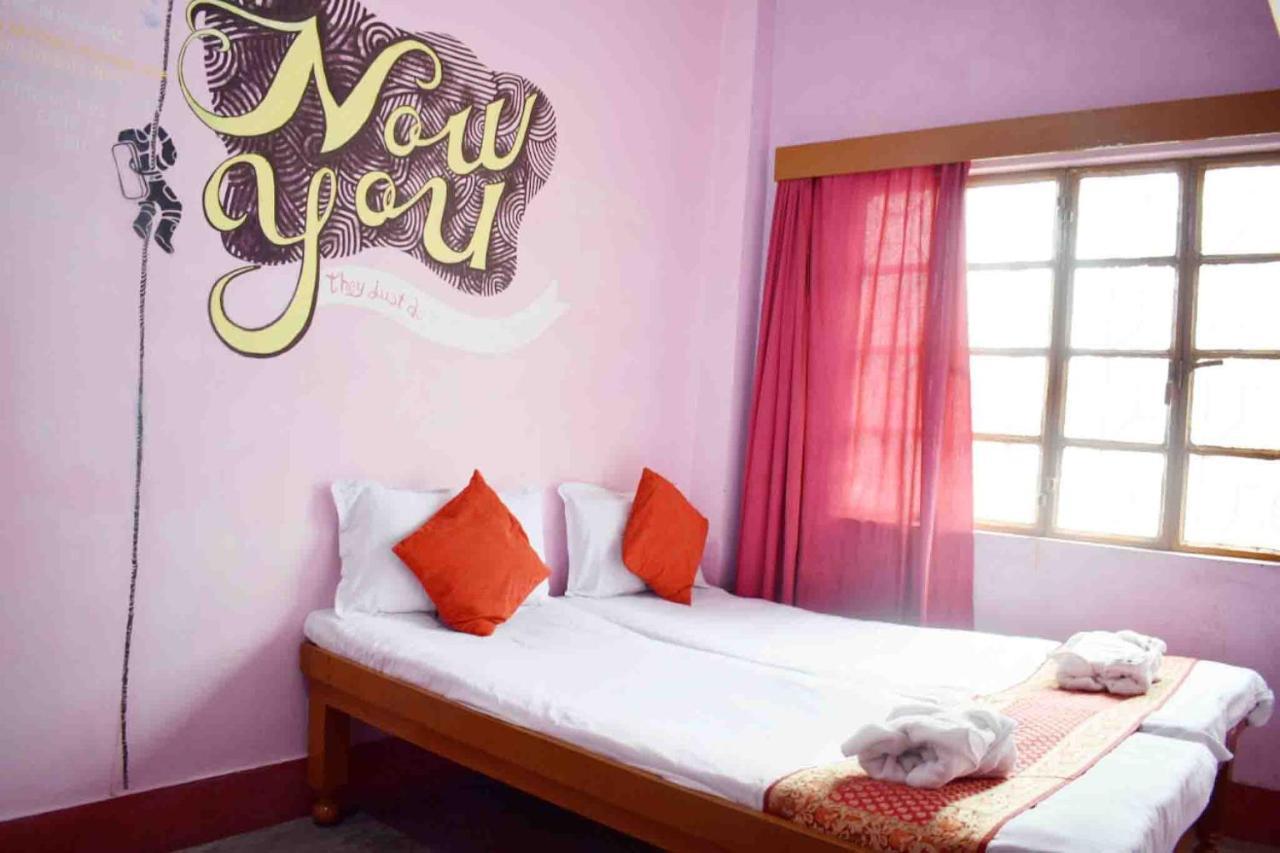 Family Guest House Varanasi Dış mekan fotoğraf
