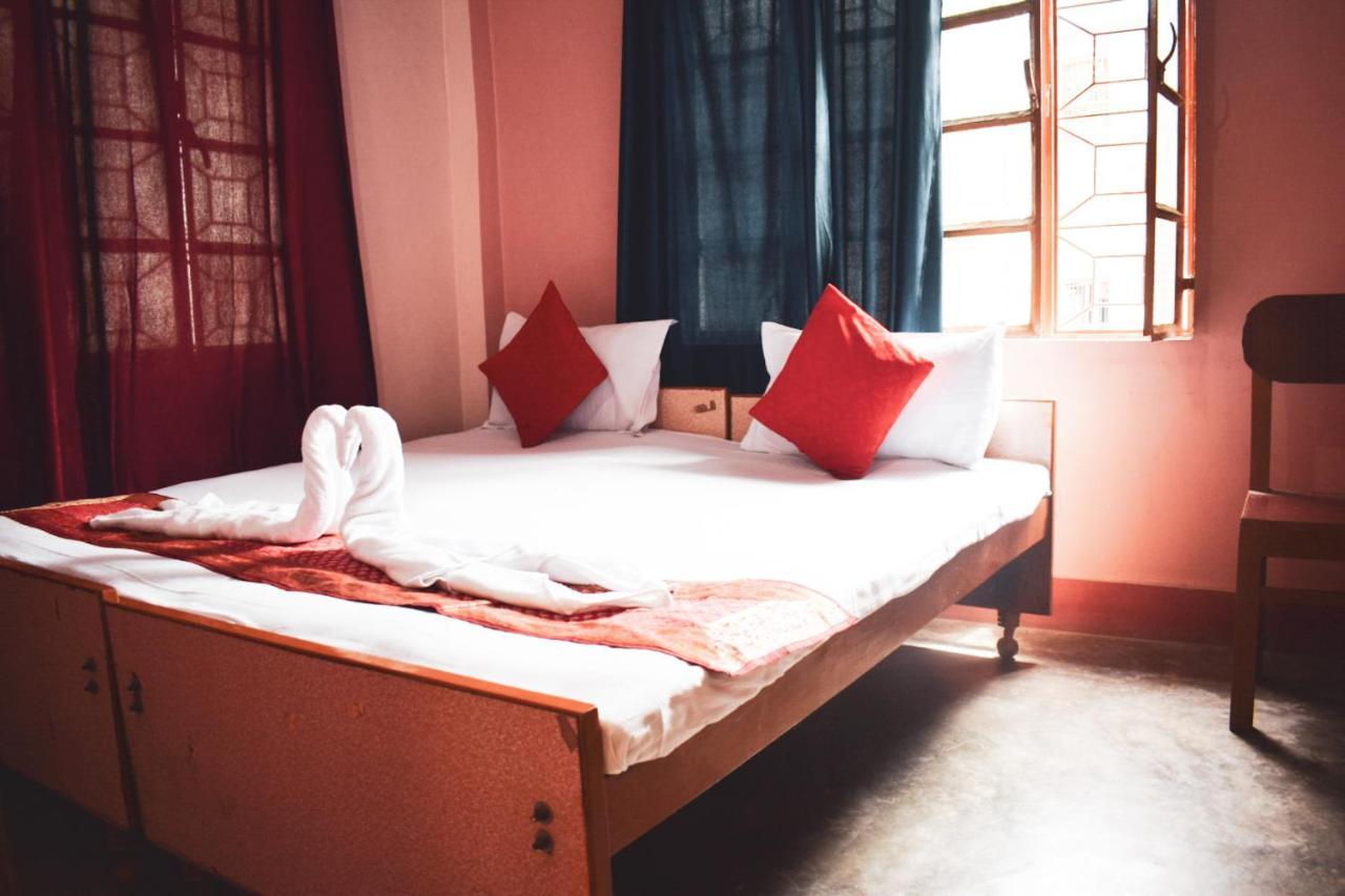 Family Guest House Varanasi Dış mekan fotoğraf