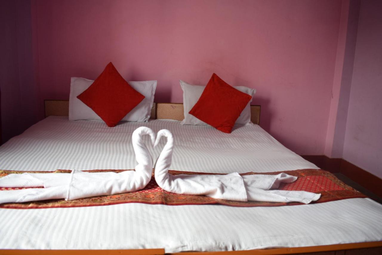 Family Guest House Varanasi Dış mekan fotoğraf