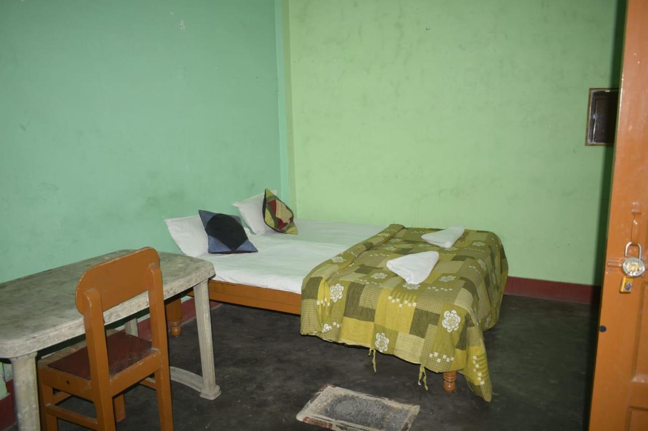 Family Guest House Varanasi Dış mekan fotoğraf