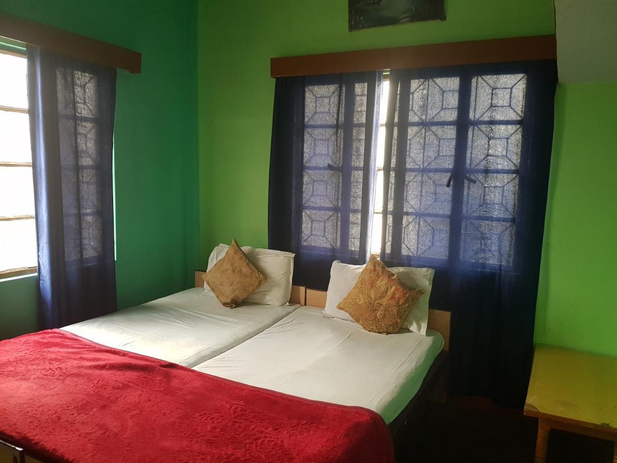 Family Guest House Varanasi Dış mekan fotoğraf